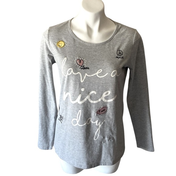 punt roma Tops - Punt Roma Women’s Gray Embellished Have A Nice Day Long Sleeve Tee Size Medium
